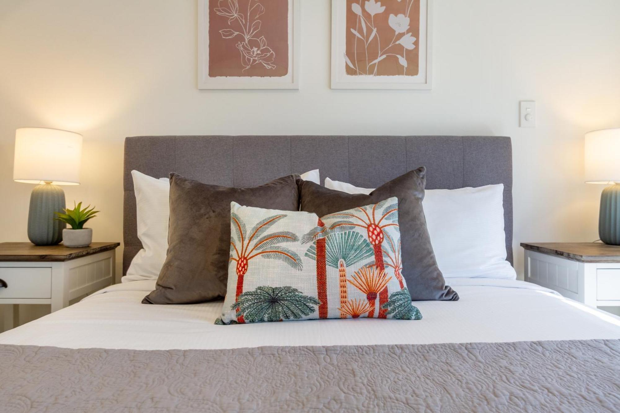 Two Bedroom, Two Bathroom Urban Oasis Christchurch Exterior foto