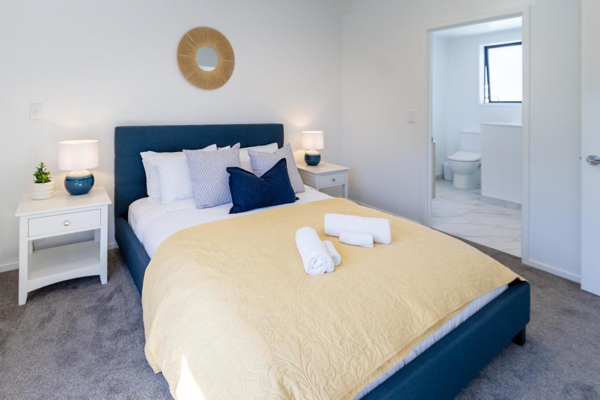 Two Bedroom, Two Bathroom Urban Oasis Christchurch Exterior foto